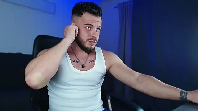 juliusmasters online show from January 23, 2025, 8:24 pm