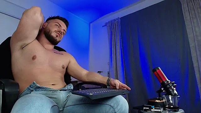 juliusmasters online show from January 28, 2025, 12:36 am