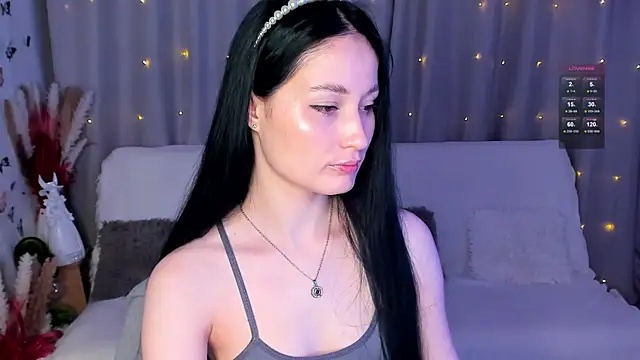 LisaMooore online show from February 27, 2025, 2:00 pm