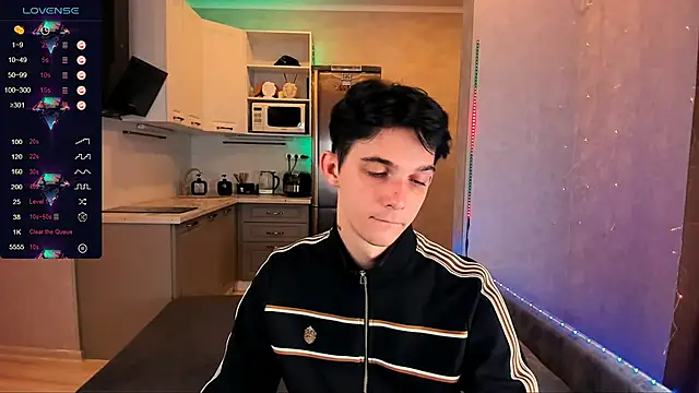 Aaron Boom online show from September 13, 2025, 11:26 pm