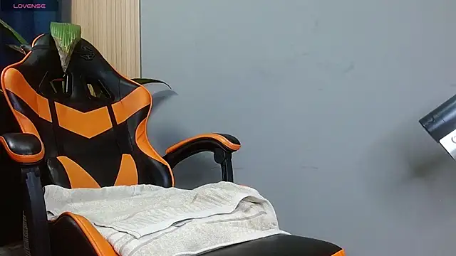 Mr WhiteCock online show from October 23, 2025, 12:21 am