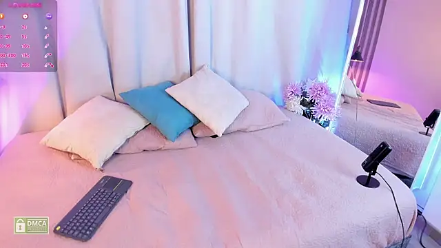 charloottee 1 online show from January 22, 2025, 4:23 am