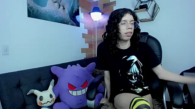 Angel Dust18 online show from December 6, 2024, 11:25 pm