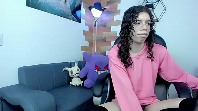 Angel Dust18 online show from February 4, 2025, 11:16 pm