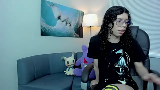 Angel Dust18 online show from November 22, 2025, 3:55 pm