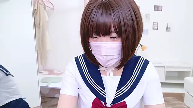 841 yayoi online show from February 8, 2025, 12:28 pm