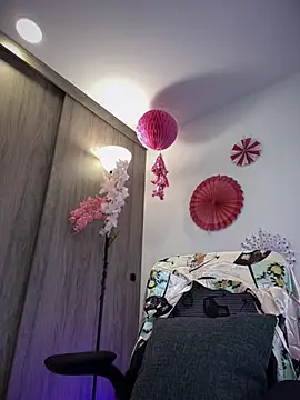 Rae Lil White online show from March 21, 2025, 11:23 pm