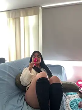 sukhakunis1 online show from December 14, 2024, 4:52 pm