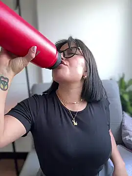 sukhakunis1 online show from February 28, 2025, 4:53 pm