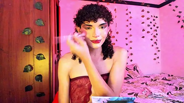 lucianromero online show from September 22, 2025, 4:36 am