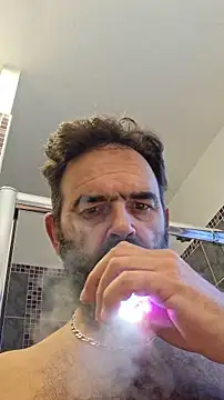 Snapshot of pachapeter chatting on September 19, 2025, 4:18 pm pachapeter online show from September 19, 2025, 4:18 pm