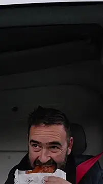 Snapshot of pachapeter chatting on November 25, 2025, 6:57 am pachapeter online show from November 25, 2025, 6:57 am