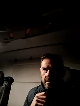 Snapshot of pachapeter chatting on December 19, 2025, 6:42 am pachapeter online show from December 19, 2025, 6:42 am