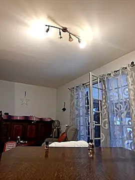 Snapshot of pachapeter chatting on December 22, 2025, 8:44 am pachapeter online show from December 22, 2025, 8:44 am