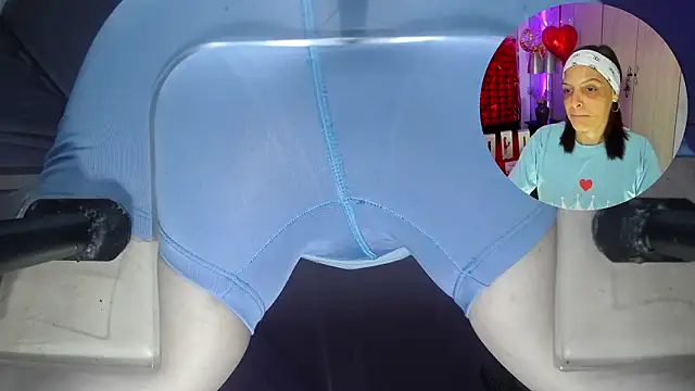 KatteMoss online show from February 11, 2026, 8:47 pm