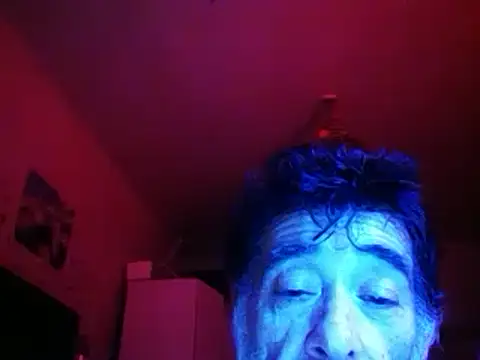 Snapshot of DaddyQuimHot chatting on March 11, 2025, 7:04 am DaddyQuimHot online show from March 11, 2025, 7:04 am