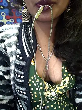 jasss-11 online show from February 6, 2026, 6:33 pm