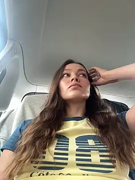 nicole111 online show from October 5, 2025, 10:46 am