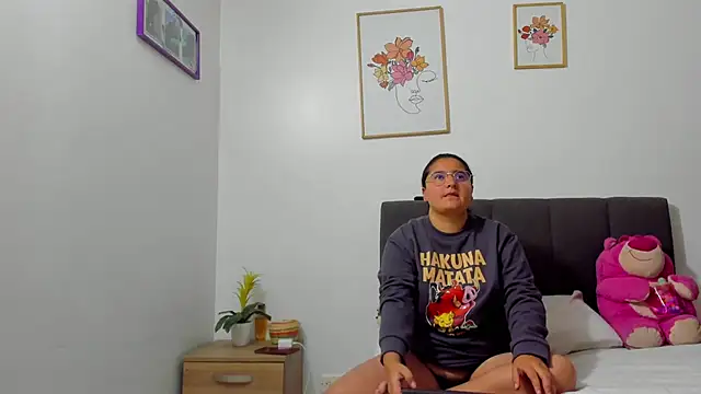 Snapshot of evaa_miaa chatting on February 25, 2026, 11:09 am evaa miaa online show from February 25, 2026, 11:09 am