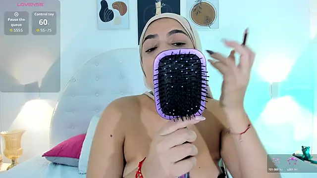 Umarani  online show from September 17, 2025, 6:42 pm