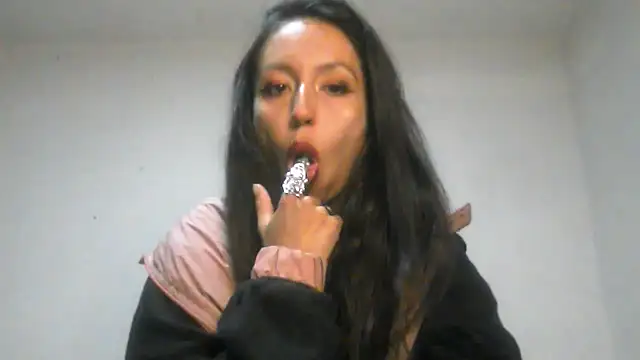 Amarista Lovely6 online show from January 12, 2026, 4:07 am