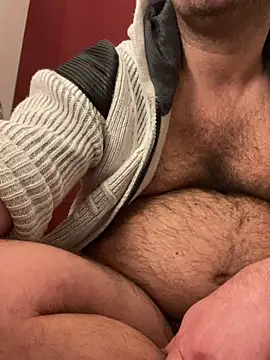 Snapshot of porompomperro chatting on February 14, 2025, 8:05 pm porompomperro online show from February 14, 2025, 8:05 pm