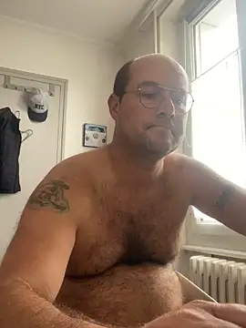Snapshot of porompomperro chatting on September 18, 2025, 9:33 am porompomperro online show from September 18, 2025, 9:33 am