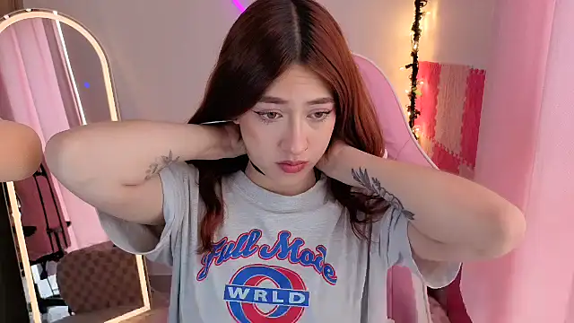 violet ch online show from September 23, 2025, 5:38 pm