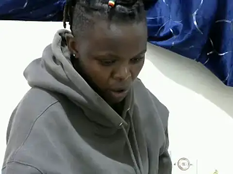 ebonyquinter online show from February 27, 2026, 7:03 pm