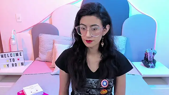 SophieGomez22 online show from March 6, 2025, 11:25 am