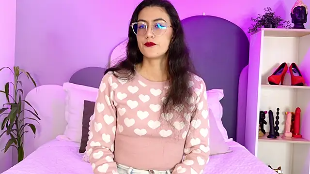 SophieGomez22 online show from May 22, 2026, 11:27 am