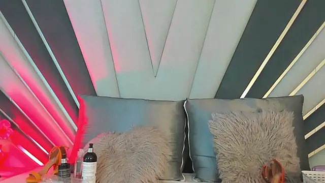 kathy-steven online show from October 13, 2025, 7:36 pm