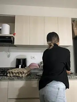 LittleSofia  online show from December 13, 2024, 1:59 am