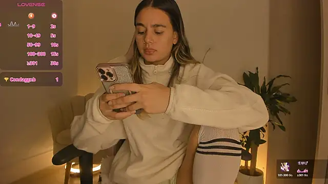 LittleSofia  online show from November 5, 2025, 3:06 am