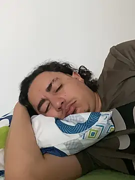 DanielGomez9 online show from April 1, 2026, 1:41 pm