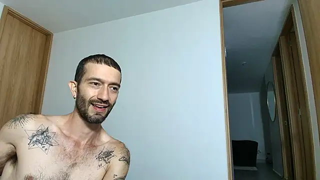 ALEJANDRO BIGCOCK online show from June 6, 2026, 3:22 am