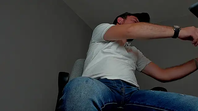 Master Mark Wayne online show from November 2, 2025, 7:05 pm