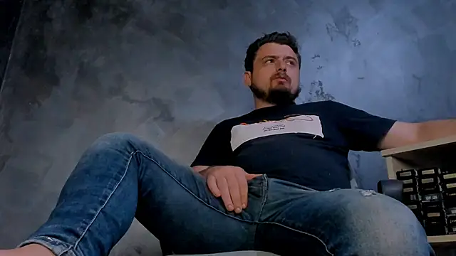 Master Mark Wayne online show from April 19, 2026, 6:10 pm