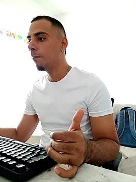 bonehur online show from April 27, 2026, 9:13 pm