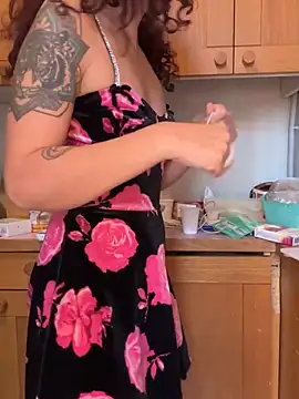 Snapshot of Strawberry_queen91 chatting on October 16, 2025, 3:46 pm Strawberry queen91 online show from October 16, 2025, 3:46 pm