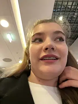 Holy Tereza online show from December 10, 2024, 3:44 pm