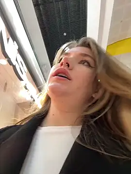 Holy Tereza online show from December 13, 2024, 6:05 pm