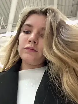 Holy Tereza online show from March 14, 2025, 3:25 pm