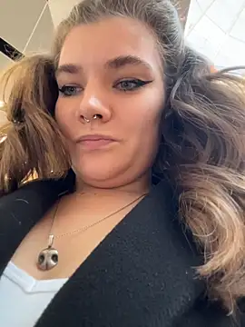 Holy Tereza online show from April 17, 2026, 3:59 pm