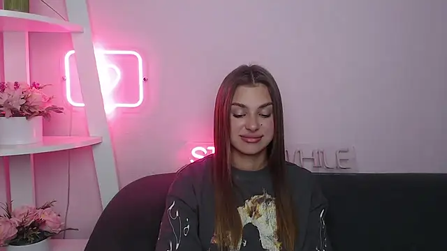 MilanaAngelAs online show from September 29, 2025, 7:51 pm