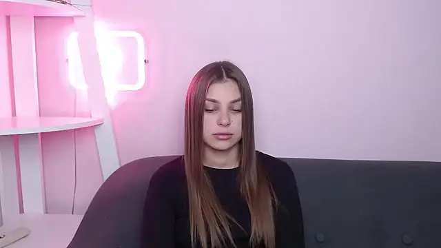 MilanaAngelAs online show from March 13, 2026, 6:03 pm