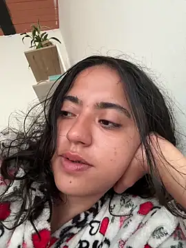 ViolettaSummer online show from April 4, 2026, 1:30 pm