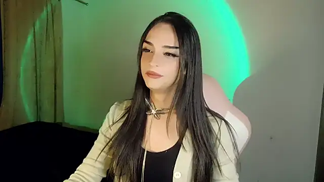 Snapshot of Dollbehavior_ chatting on May 26, 2026, 6:42 am Dollbehavior online show from May 26, 2026, 6:42 am