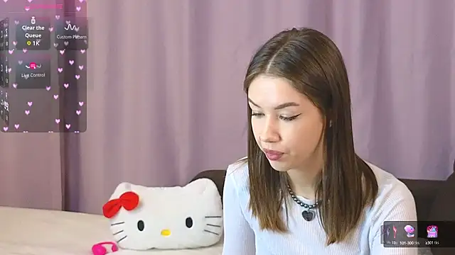 ellie kramer online show from September 14, 2025, 7:24 pm