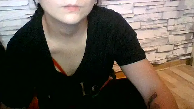 Snapshot of _xPani_x2 chatting on September 15, 2025, 5:35 pm xPani x2 online show from September 15, 2025, 5:35 pm